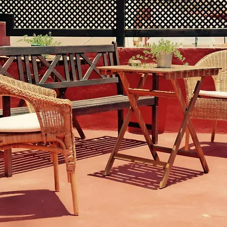 فندق مبيت وإفطار Sansofi *